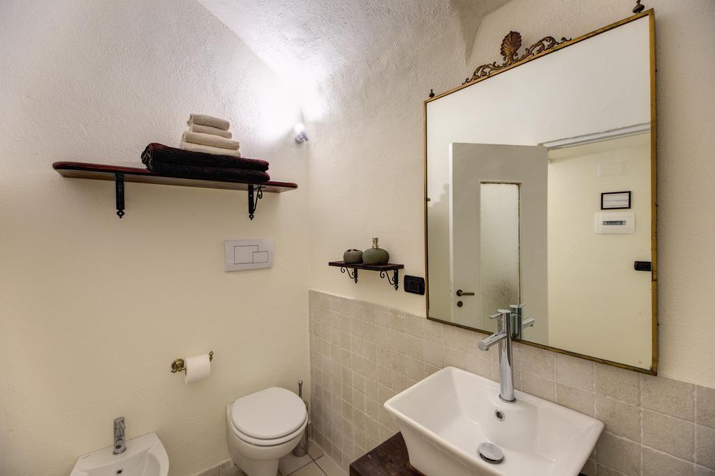 Vico Street Apartment เนเปิลส์ ห้อง รูปภาพ