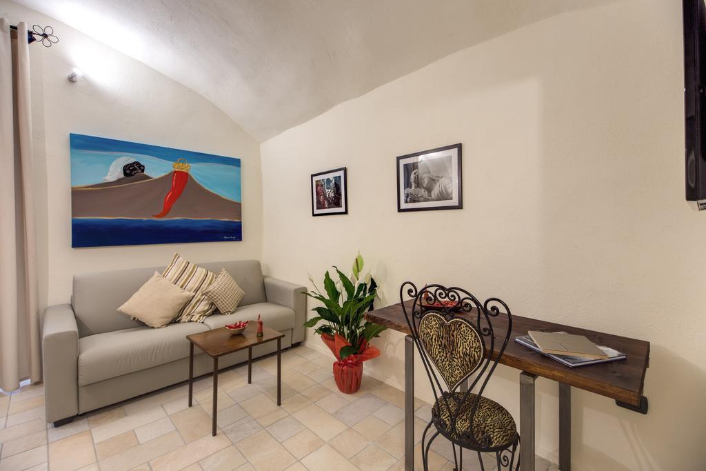 Vico Street Apartment เนเปิลส์ ห้อง รูปภาพ