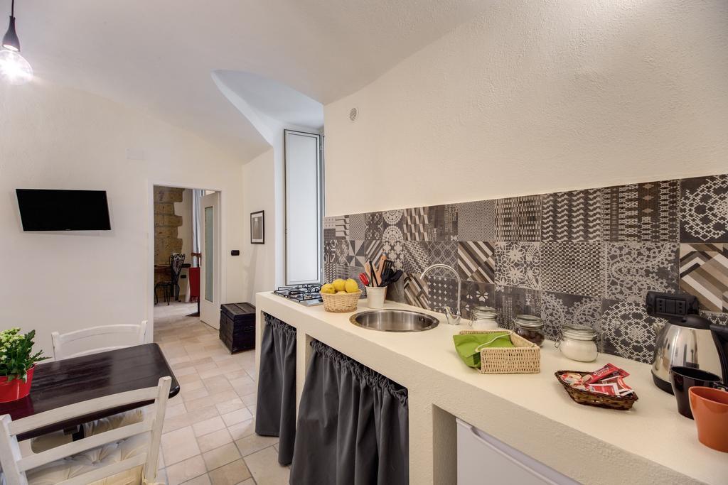 Vico Street Apartment เนเปิลส์ ห้อง รูปภาพ