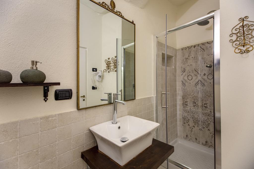 Vico Street Apartment เนเปิลส์ ห้อง รูปภาพ
